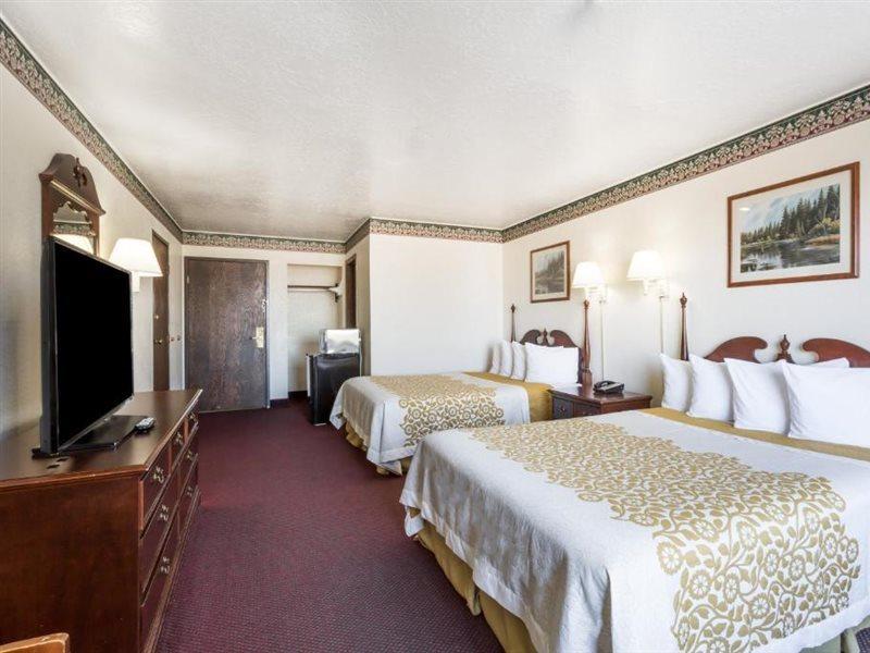 Days Inn By Wyndham Evanston Wy Экстерьер фото
